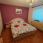 Brezovica Spacious Family-friendy - Two Bedroom With Balcony * Šmarješke Toplice