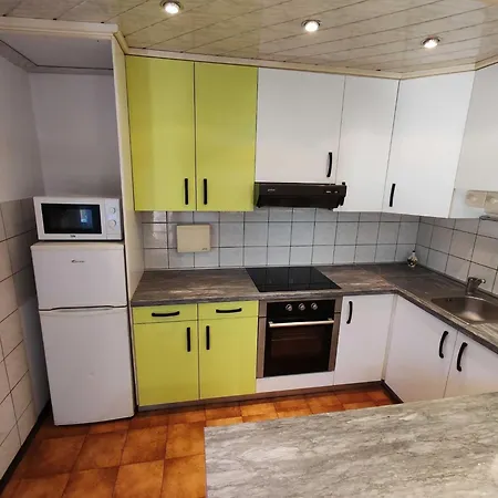 Brezovica Spacious Family-friendy - Two Bedroom With Balcony *