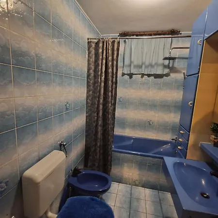 Brezovica Spacious Family-friendy - Two Bedroom With Balcony Appartement *