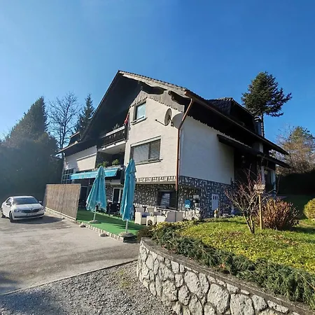 Brezovica Spacious Family-friendy - Two Bedroom With Balcony Smarjeske Toplice