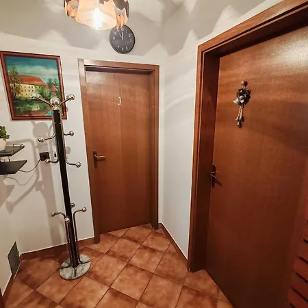 Brezovica Spacious Family-friendy - Two Bedroom With Balcony * Smarjeske Toplice