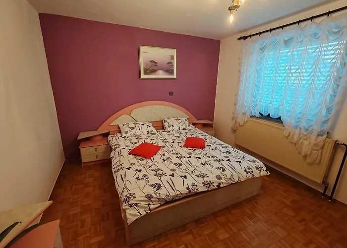 Brezovica Spacious Family-friendy - Two Bedroom With Balcony * Smarjeske Toplice