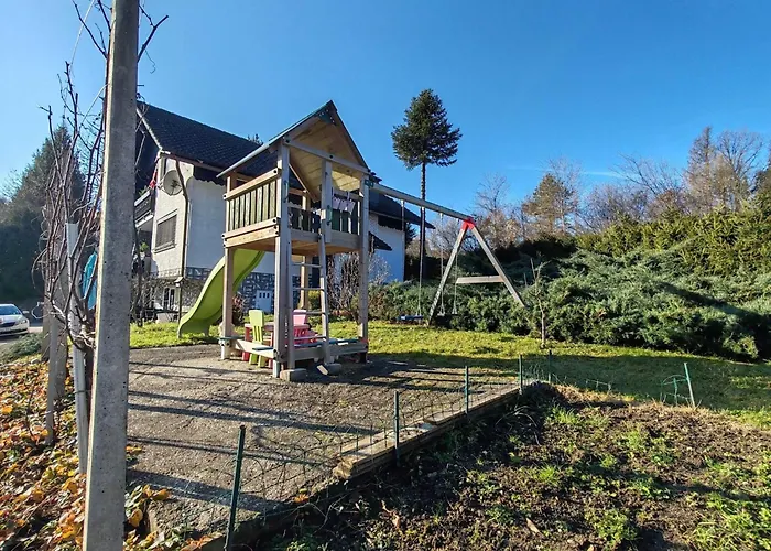 Apartma Brezovica Spacious Family-friendy - Two Bedroom With Balcony *