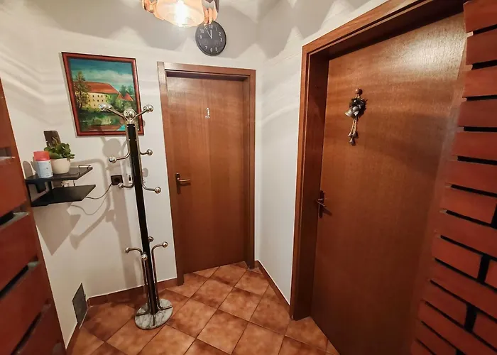 Brezovica Spacious Family-friendy - Two Bedroom With Balcony * Шмарьешке-Топлице